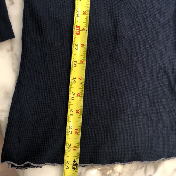 Navy splendid waffle weave. Size medium 3/4 sleeve - Picture 6 of 11